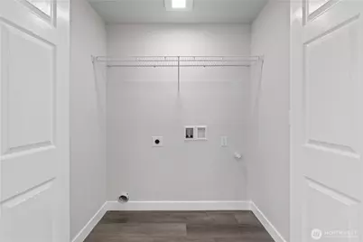 907 Orting Kapowsin Highway E, Orting, WA 98360 - Photo 28