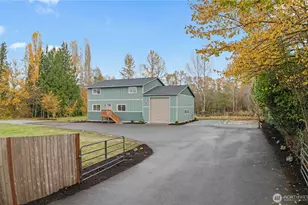 907 Orting Kapowsin Hwy E, Orting, WA 98360 - Photo 2