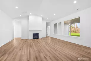 2419 197th Street NE, Arlington, WA 98223 - Photo 4