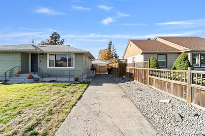 123 N Roosevelt Street, Walla Walla, WA 99362 - Photo 2