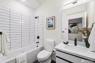 12037 Fremont Ave N, Seattle, WA 98133 - Photo 30