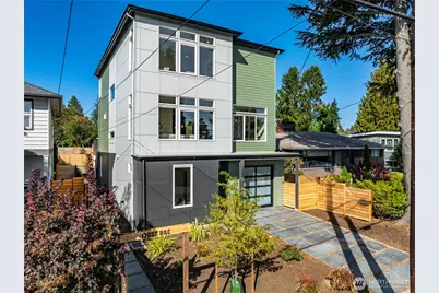 12037 Fremont Avenue N #1 & 2, Seattle, WA 98133 - Photo 2