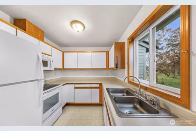 4255 Wintergreen Circle #274, Bellingham, WA 98226 - Photo 14