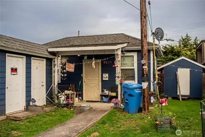 402 NW 5th Avenue, Kelso, WA 98626 - Photo 1