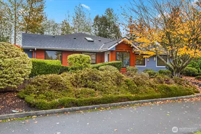 8425 44th Avenue W, Mukilteo, WA 98275 - Photo 2
