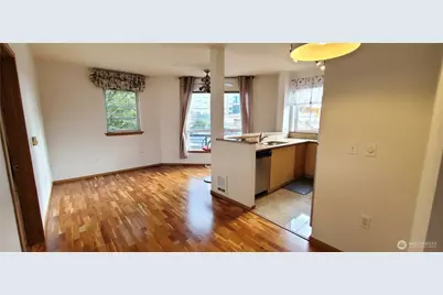 668 S Lane Street #314, Seattle, WA 98104 - Photo 2