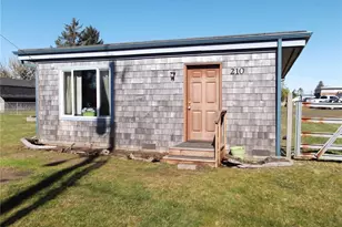 210 212 W Tacoma Ave, Westport, WA 98595 - Photo 2