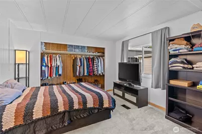 13501 Ridgewood Drive E, Bonney Lake, WA 98391 - Photo 16