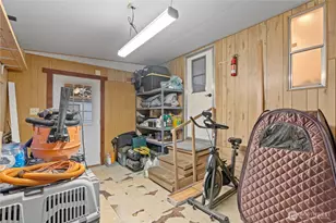 13501 Ridgewood Dr E, Bonney Lake, WA 98391 - Photo 22