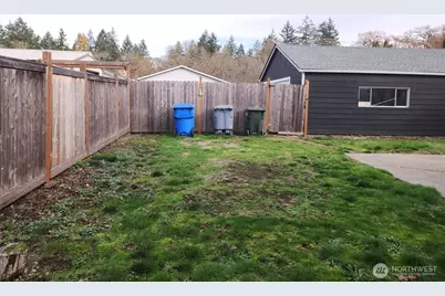 403 Louviers Avenue, DuPont, WA 98327 - Photo 8