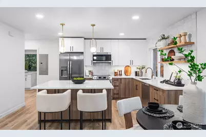 10813 24th Avenue NE, Seattle, WA 98125 - Photo 4