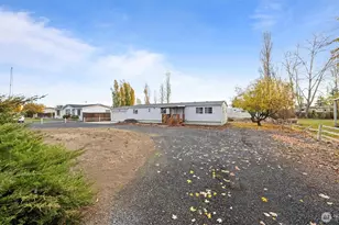 4397 Jackie Dr NE, Moses Lake, WA 98837 - Photo 2