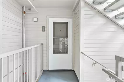 600 S State #208, Bellingham, WA 98225 - Photo 32