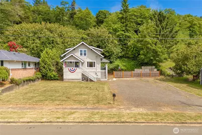 113 W Chenault Avenue, Hoquiam, WA 98550 - Photo 2