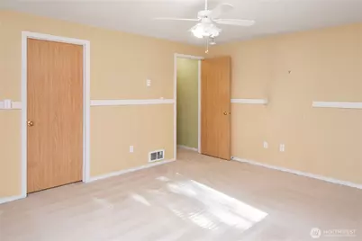 221 E 5th Street, Union, WA 98592 - Photo 30