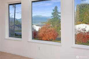 221 E 5th St, Union, WA 98592 - Photo 14