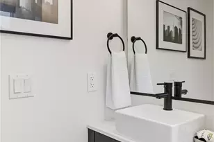 225 24th Ave, Seattle, WA 98122 - Photo 14