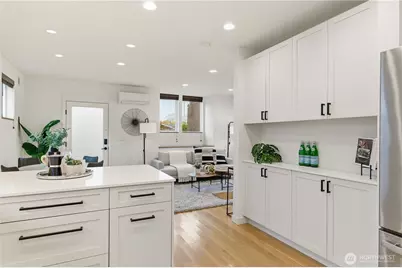 225 24th Avenue, Seattle, WA 98122 - Photo 12