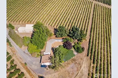 2018 Steele Road, The Dalles, OR 97058 - Photo 4