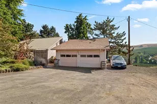 2018 Steele Rd, The Dalles, OR 97058 - Photo 12