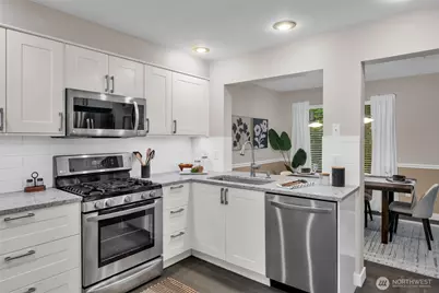 3748 257th Avenue SE, Sammamish, WA 98029 - Photo 8