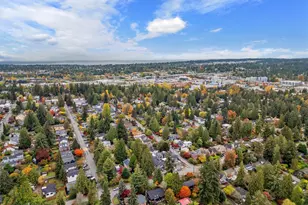 1257 NE 100th St, Seattle, WA 98125 - Photo 30