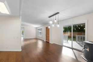 20406 Little Bear Creek Rd, Woodinville, WA 98072 - Photo 4