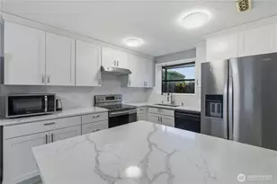 12433 SE 275th Pl, Kent, WA 98030 - Photo 10