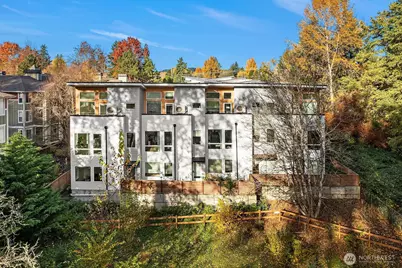 7721 NE 175th Street #104, Kenmore, WA 98028 - Photo 2