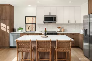 3814 S Eddy St, Seattle, WA 98118 - Photo 4