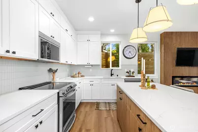 4326 A SW Mills Street, Seattle, WA 98136 - Photo 10