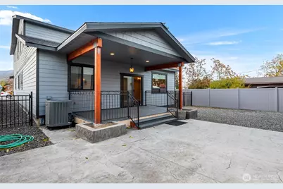 815 Highland Drive, Wenatchee, WA 98801 - Photo 10