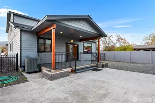 815 Highland Dr, Wenatchee, WA 98801 - Photo 10