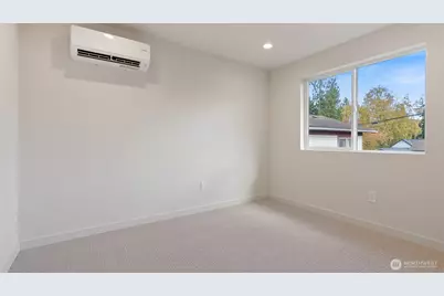 3205 19th Street #B, Everett, WA 98201 - Photo 12