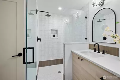 1257 NE 100th Street, Seattle, WA 98125 - Photo 18