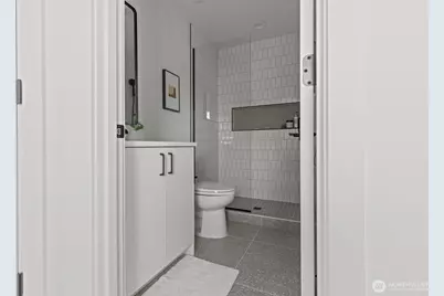 8405 42nd Avenue SW, Seattle, WA 98136 - Photo 24