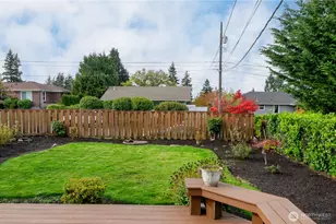 2723 Locust Ave W, University Place, WA 98466 - Photo 2