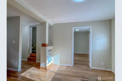 7103 Linden Avenue N #1-5, Seattle, WA 98103 - Photo 16