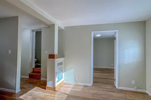 7103 Linden Ave N, Seattle, WA 98103 - Photo 16