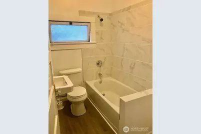 7103 Linden Avenue N #1-5, Seattle, WA 98103 - Photo 36