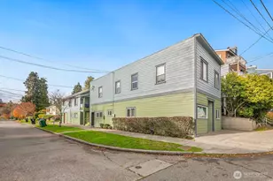 7103 Linden Ave N, Seattle, WA 98103 - Photo 8