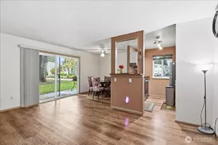 12515 NE 132nd Ct, Kirkland, WA 98034 - Photo 4