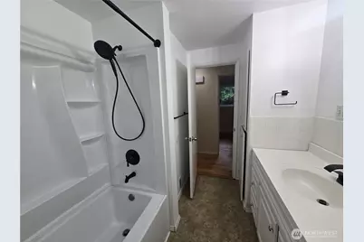 10811 108th St SW, Lakewood, WA 98498 - Photo 24