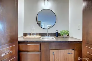 13045 15th Ave NE, Seattle, WA 98125 - Photo 10