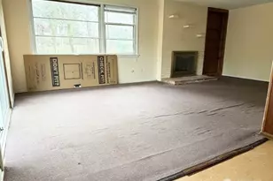 12018 Sand Point Way NE, Seattle, WA 98125 - Photo 4