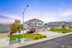 807 7th Ave NE, Ephrata, WA 98823 - Photo 1