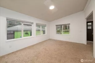 2579 Green Acres Ln, Oak Harbor, WA 98277 - Photo 6