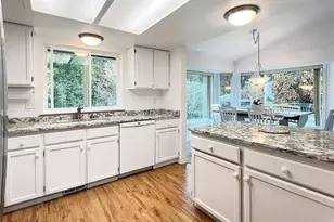 10701 Glenwood Dr SW, Lakewood, WA 98498 - Photo 12