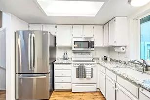 10701 Glenwood Dr SW, Lakewood, WA 98498 - Photo 12