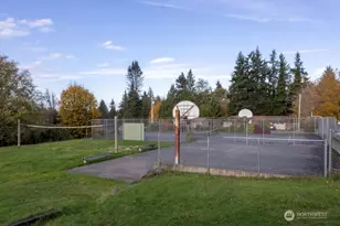 27017 Tamsen Ave NW, Poulsbo, WA 98370 - Photo 32